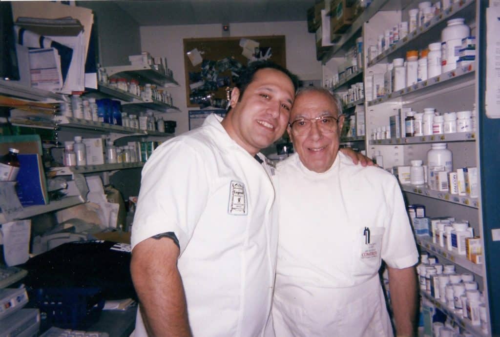 Pharmacist taking image with Gaspar